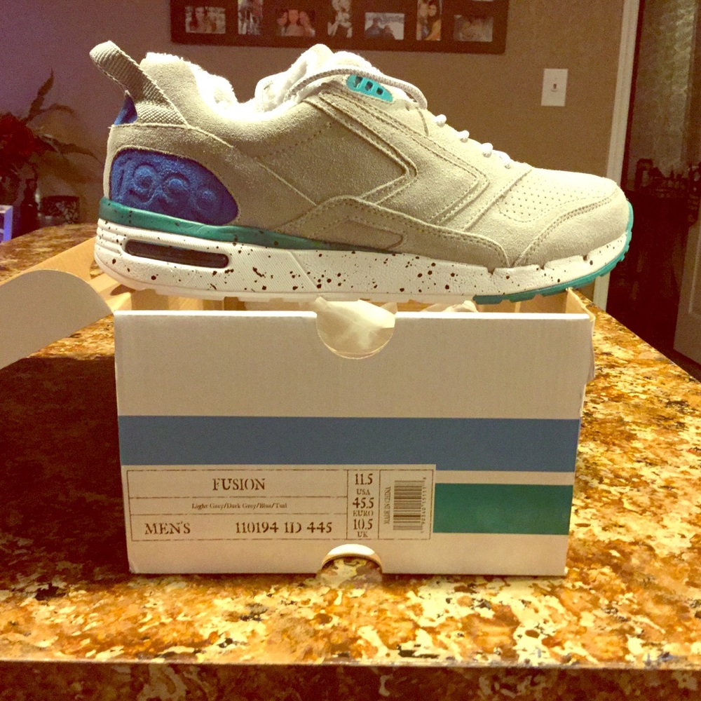 Brooks 1999 Fusion 11.5 11 1/2 New in Box! $140